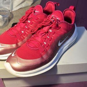 Nike - Air Max Axis Wild Cherry (Women's) size 10 Shoes